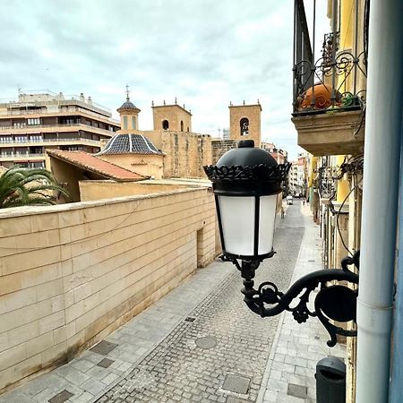 Apartamento Loft De Piedra En Centro Historico - Casco Antiguo Alicante Exterior foto